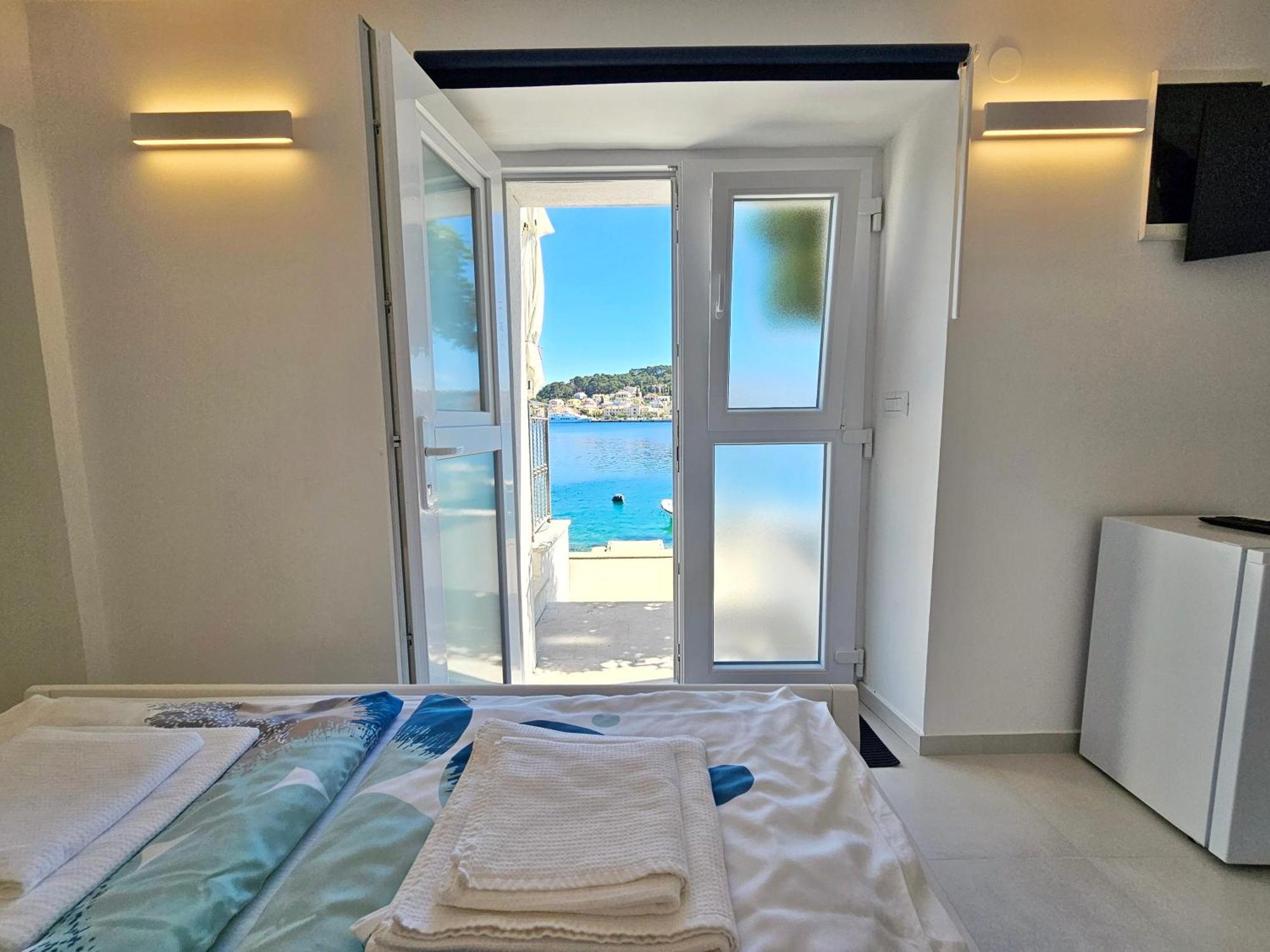 Apartman Velopin Mali Lošinj Exterior foto
